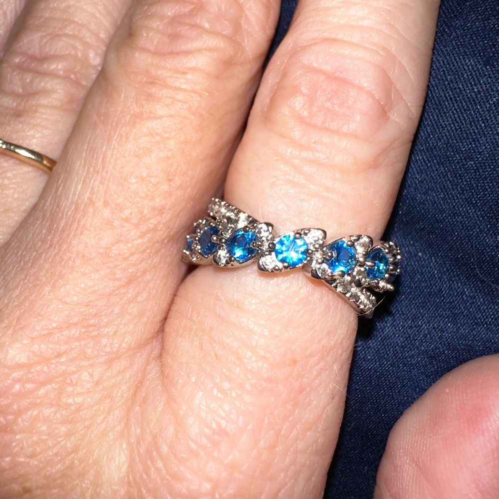 Dazzling Blue and Silver Women's Ring - Picture 8 of 11